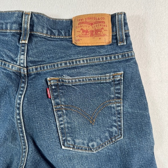 Levis Jeans Womens 6 Blue 515 Bootcut Mid Rise Medium Wash - Picture 10 of 11